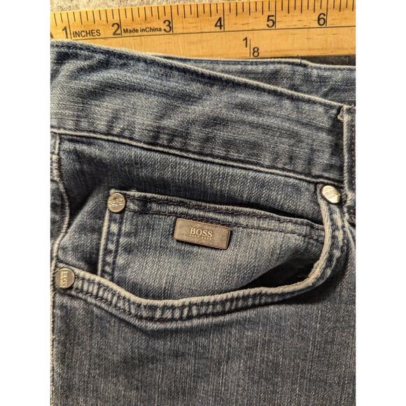 Hugo Boss Jeans Men's 40x32 Straight Leg Mid-Rise Stretch Cotton Denim Blue - Picture 8 of 12